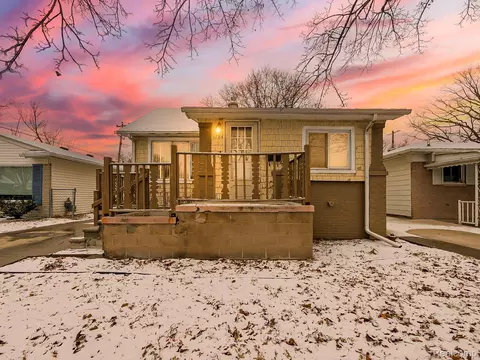1784 Anne Ave, Lincoln Park, MI 48146
