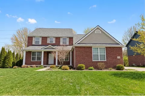 53283 Jaclyn Dr, Shelby Township, MI 48315