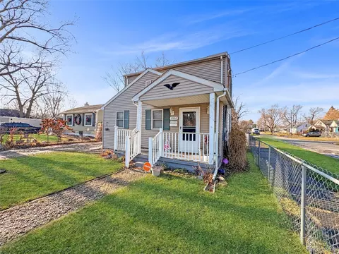 3902 Brunswick Ave, Flint, MI 48507