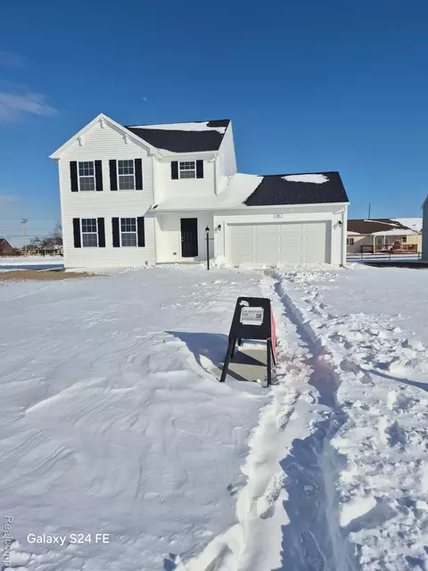 7014 Marigold Ct, Grand Blanc, MI 48439