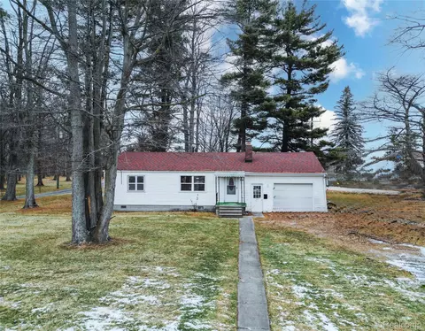 5602 Lapeer Rd, Kimball, MI 48074