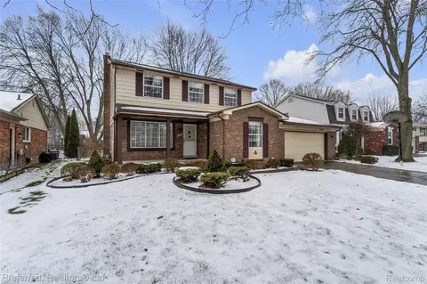 46323 Gainsborough Dr, Canton, MI 48187