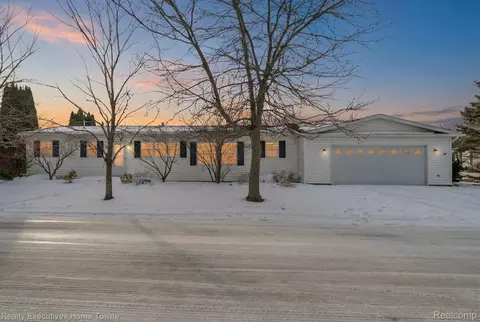 3211 Keewahdin #124, Fort Gratiot, MI 48059