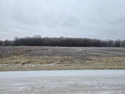 000 Mckinley Rd, China, MI 48054