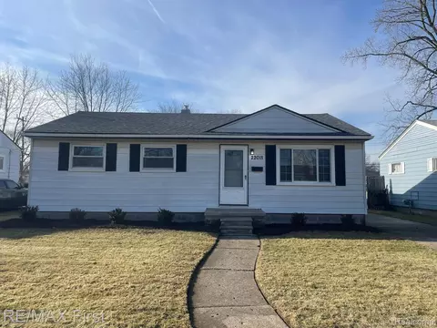 22011 Masch Ave, Warren, MI 48091