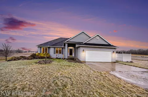 5175 Bishop Rd, Dryden, MI 48428