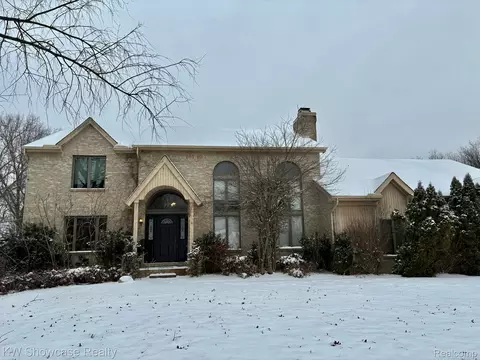 5310 Ridge Trl N, Independence, MI 48348