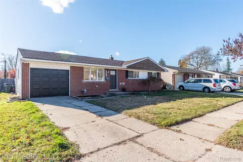12904 Takoma Dr, Sterling Heights, MI 48313