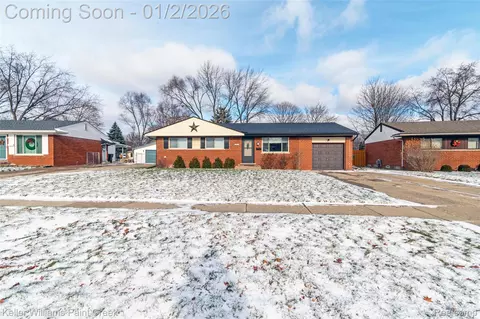11763 Dart Dr, Sterling Heights, MI 48313