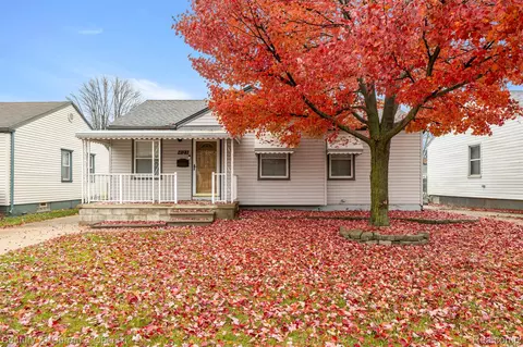 4123 Abbott Ave, Lincoln Park, MI 48146