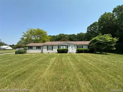 8049 Mckinley Rd, Clay, MI 48001