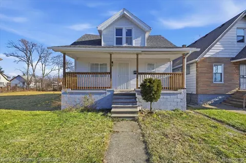 15476 Fairfield St, Detroit, MI 48238