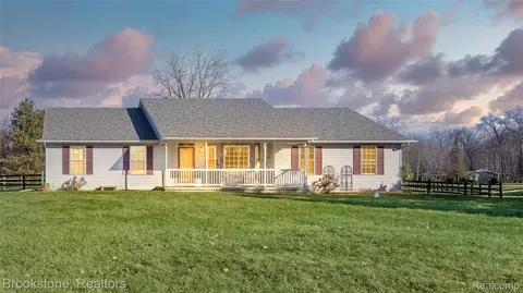 8450 Whiteford Center Rd, Whiteford, MI 49267