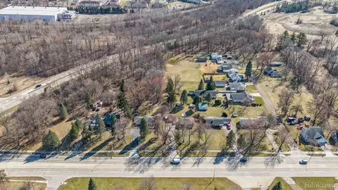 405 W Walton Blvd, Pontiac, MI 48340