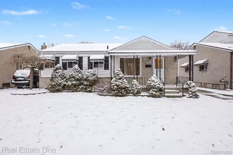 28460 Herbert St, Madison Heights, MI 48071