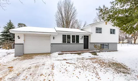 6445 Pontiac Lake Rd, Waterford, MI 48327