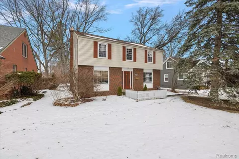 1012 W 12 Mile Rd, Royal Oak, MI 48073