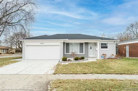 27460 Roan Dr, Warren, MI 48093