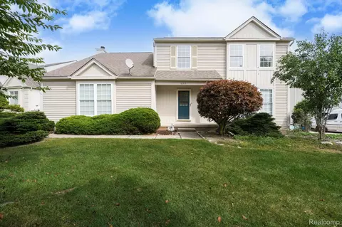 1883 Poppleton Dr, West Bloomfield, MI 48324