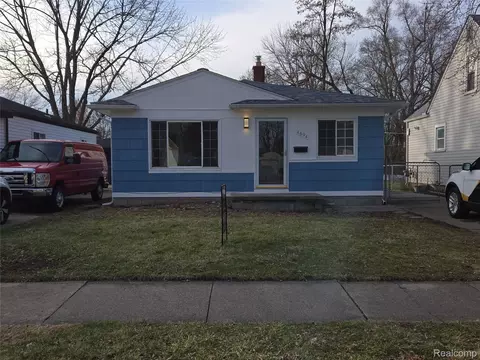 4694 Ziegler St, Dearborn Heights, MI 48125