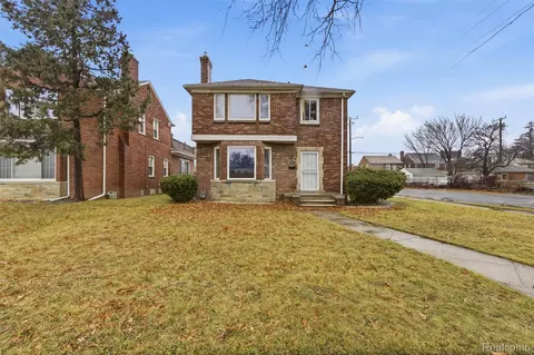 5620 W Outer Dr, Detroit, MI 48235