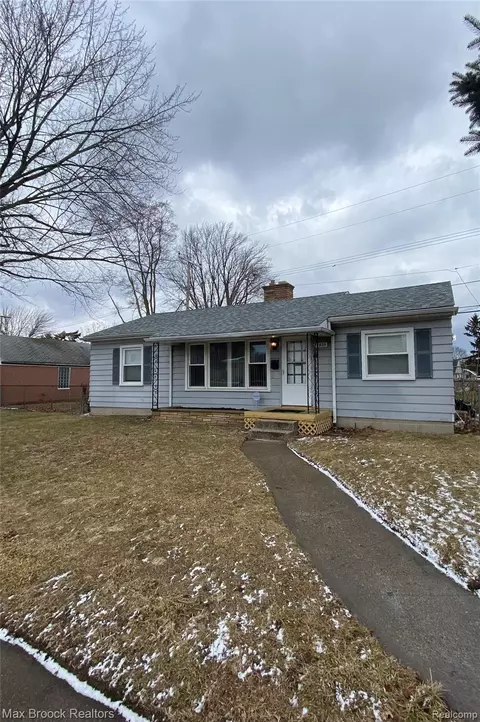 15835 Deerfield Ave, Eastpointe, MI 48021
