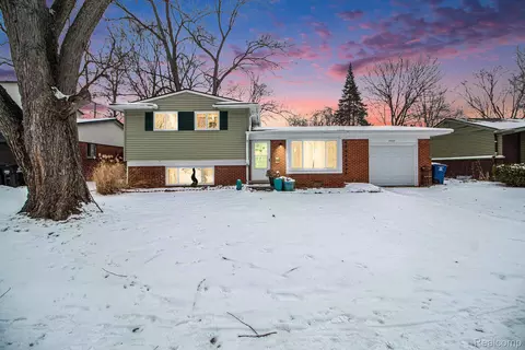 2869 Verle Ave, Ann Arbor, MI 48108
