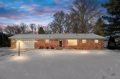 43220 Riggs Rd, Van Buren, MI 48111