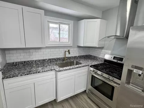 Kitchen - 7236 Studebaker Ave, Warren, MI 48091 photo 2 of 2