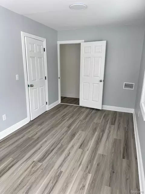 Bedroom - 7236 Studebaker Ave, Warren, MI 48091 photo 2 of 2