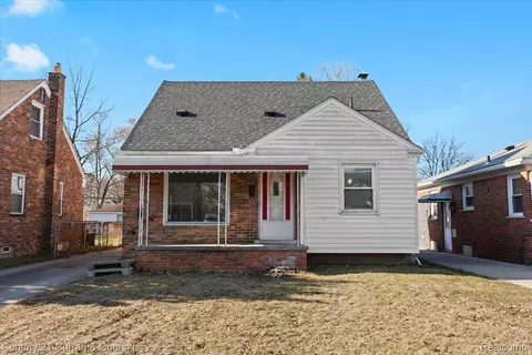 6881 N Vernon St, Dearborn Heights, MI 48127