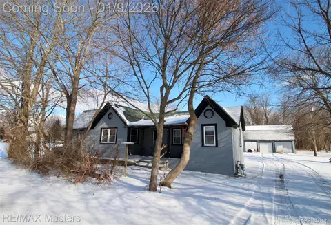20501 Middlebelt Rd, Romulus, MI 48174