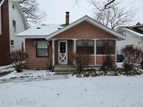 519 E Farnum Ave, Royal Oak, MI 48067