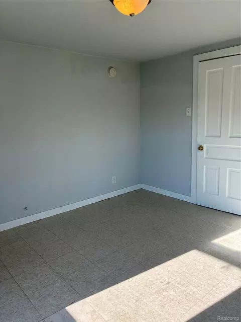 Bedroom - 1214 Root St, Flint, MI 48503 photo 10 of 12