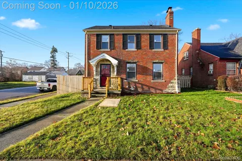 5903 Chatsworth St, Detroit, MI 48224