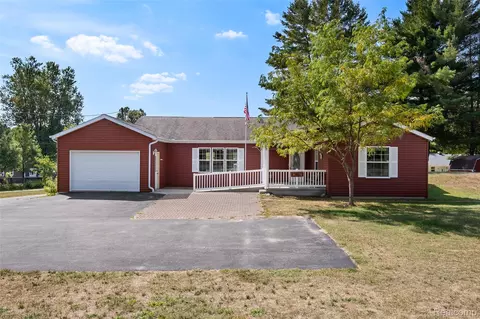 18415 12 Mile Rd, Big Rapids, MI 49307