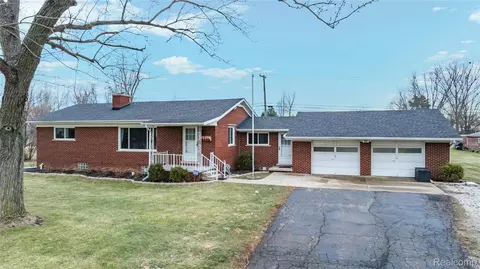 3555 Denton Rd, Canton, MI 48188