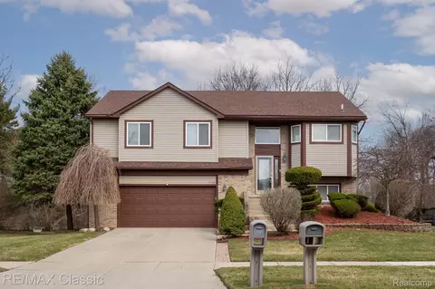 7165 Amanda Dr, Van Buren, MI 48111