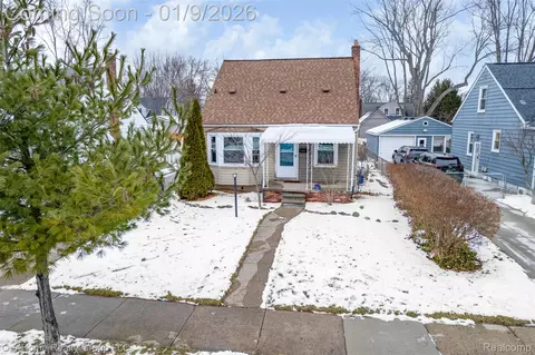 1660 Princeton Rd, Berkley, MI 48072