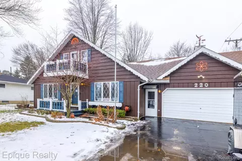 220 Worth St, Sandusky, MI 48471