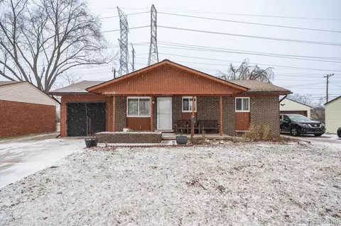 41316 Paign Dr, Sterling Heights, MI 48313