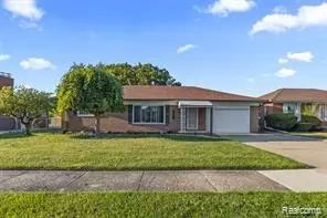 17037 Stricker Ave, Eastpointe, MI 48021