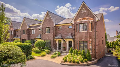 480 Southfield, Birmingham, MI 48009
