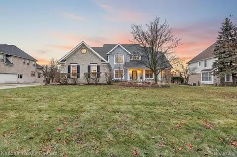50145 Tottenham Ct, Canton, MI 48187