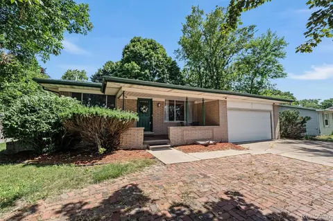 2550 W Walton Blvd, Waterford, MI 48329
