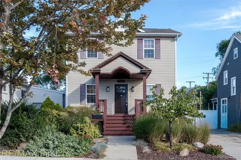 1320 Hartrick Ave, Royal Oak, MI 48067