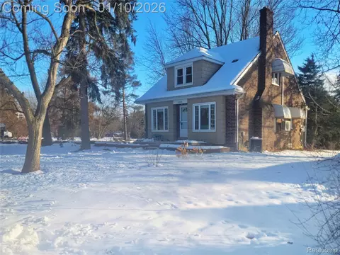 16941 W 13 Mile Rd, Southfield, MI 48076