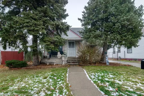 2955 S Dartmouth St, Detroit, MI 48217