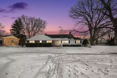 45420 Grant Park, Utica, MI 48317