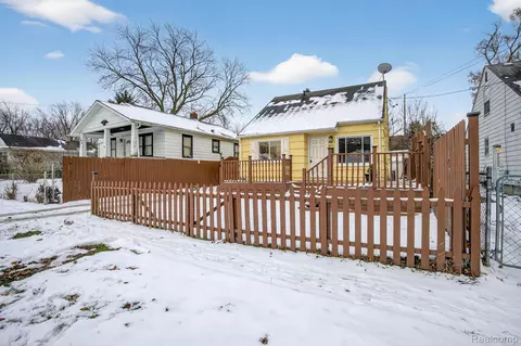 1413 Waldman Ave, Flint, MI 48507